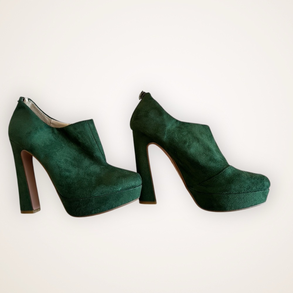 Primadonna Collection Green Suede Platform Bootie